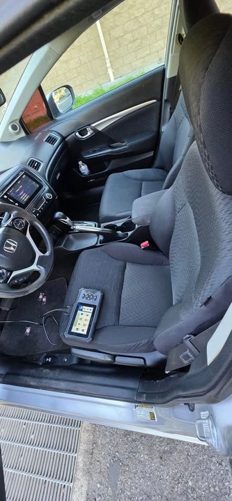 2014 Honda Civic 9th Gen - Image 4 of 9