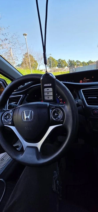 2014 Honda Civic 9th Gen - Image 2 of 9