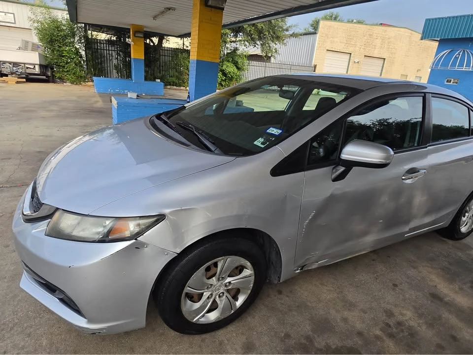 2014 Honda Civic 9th Gen - Image 4 of 14