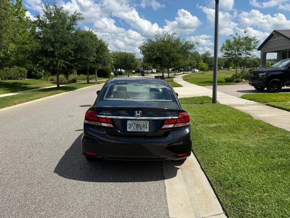 2014 Honda Civic 9th Gen - Image 5 of 5