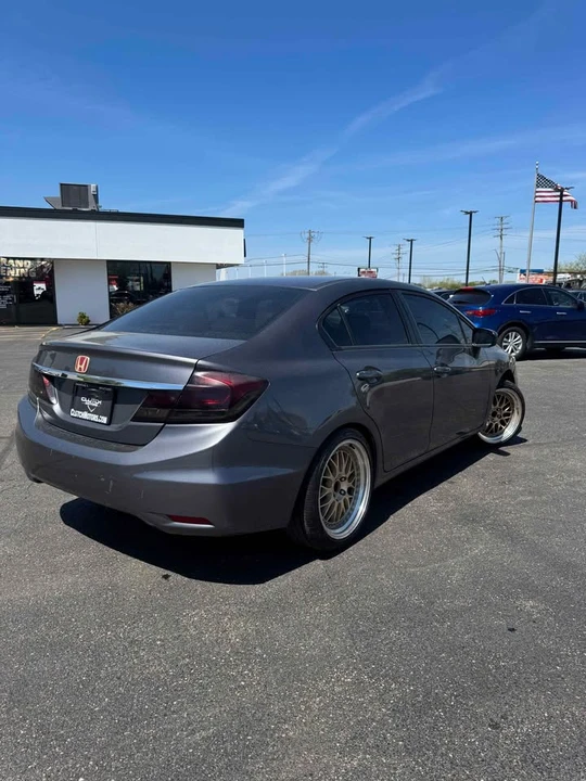 2014 Honda Civic 9th Gen - Image 7 of 10