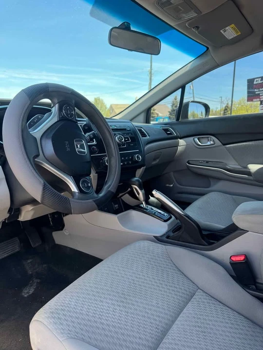2014 Honda Civic 9th Gen - Image 6 of 10