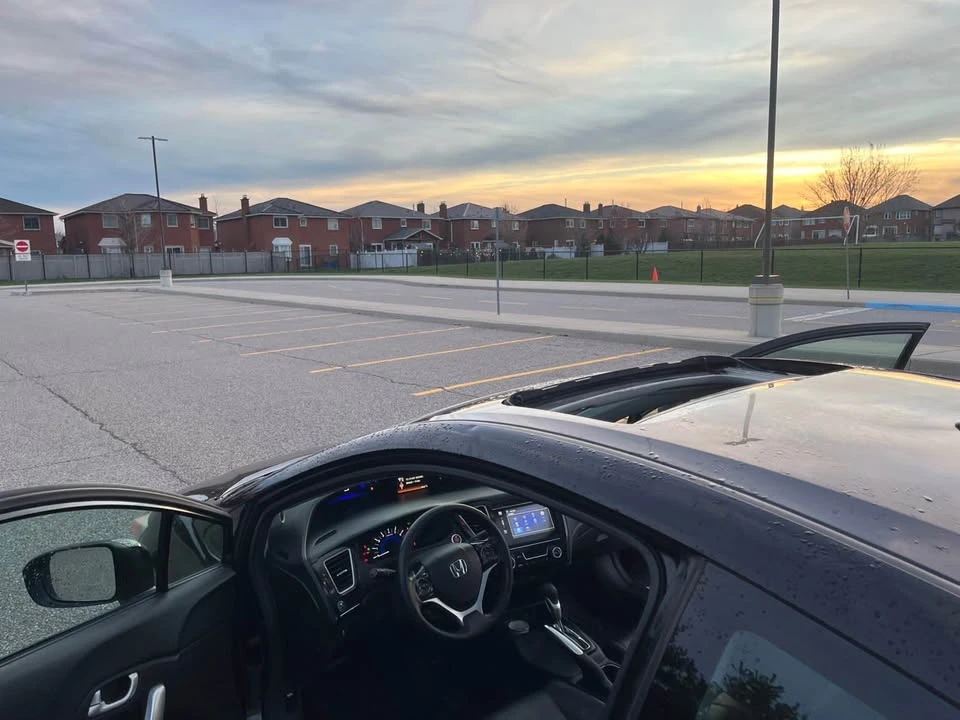 2014 Honda Civic 9th Gen - Image 2 of 12