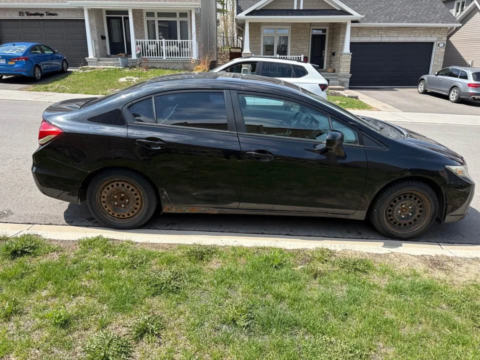 2014 Honda Civic 9th Gen - Image 6 of 12