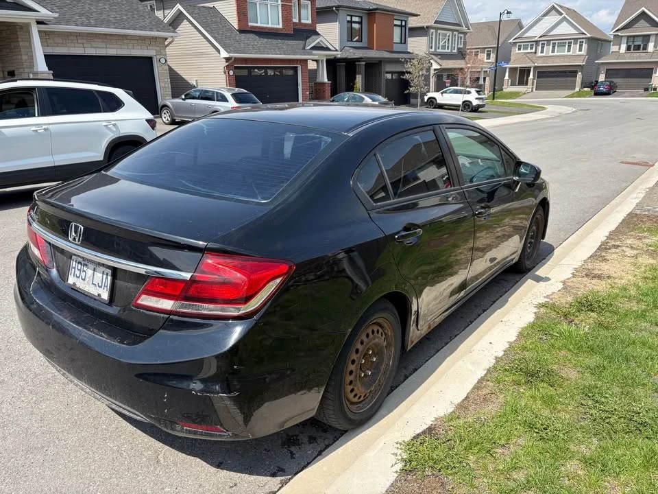 2014 Honda Civic 9th Gen - Image 7 of 12