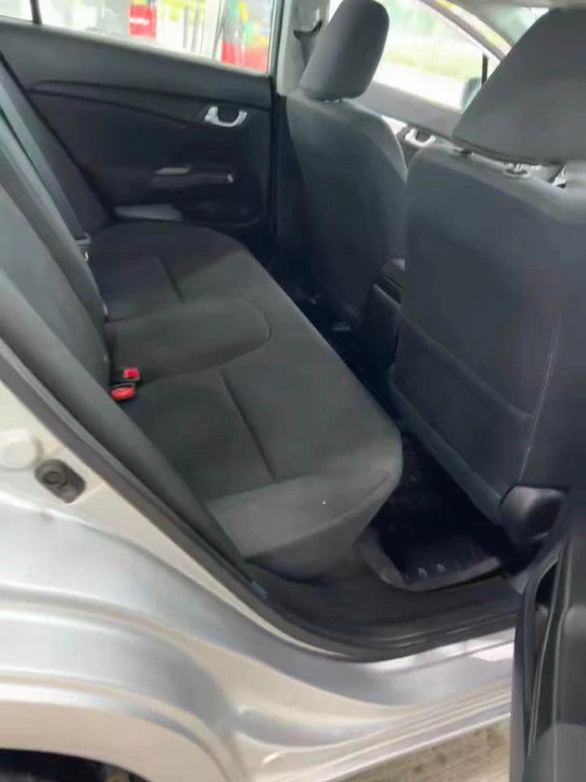 2014 Honda Civic 9th Gen - Image 9 of 10