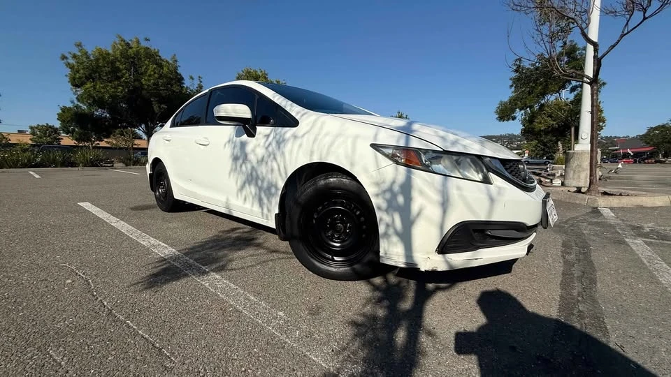 2014 Honda Civic 9th Gen - Image 7 of 13