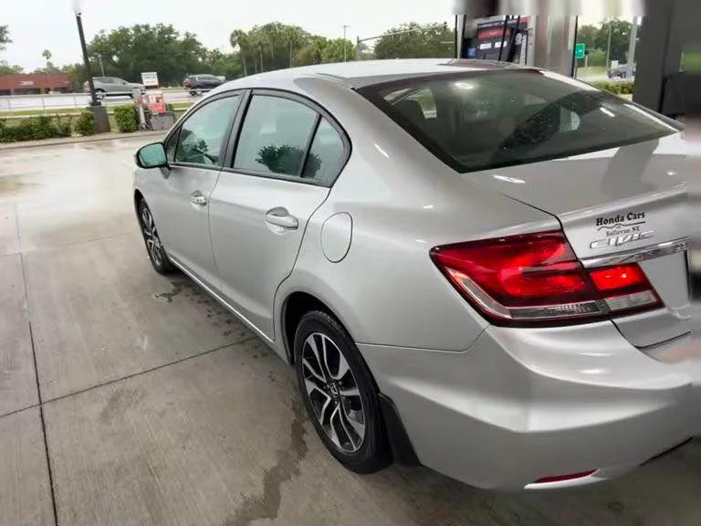 2014 Honda Civic 9th Gen - Image 6 of 10