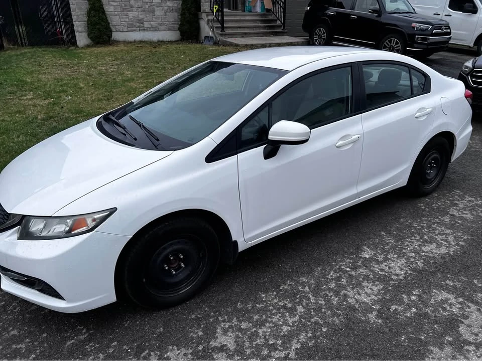 2014 Honda Civic 9th Gen - Image 3 of 8