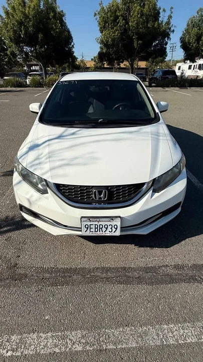 2014 Honda Civic 9th Gen - Image 8 of 13
