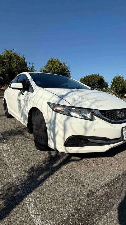 2014 Honda Civic 9th Gen - Image 9 of 13