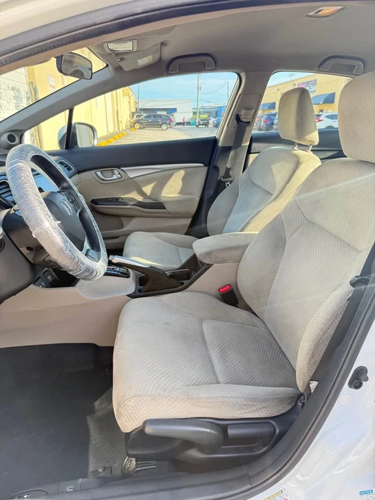 2014 Honda Civic 9th Gen - Image 6 of 10
