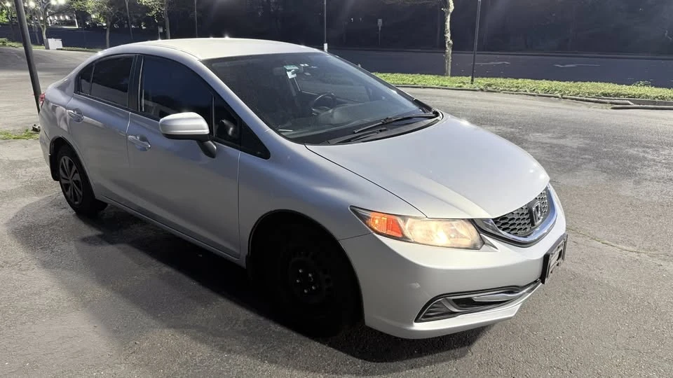 2014 Honda Civic 9th Gen - Image 3 of 20