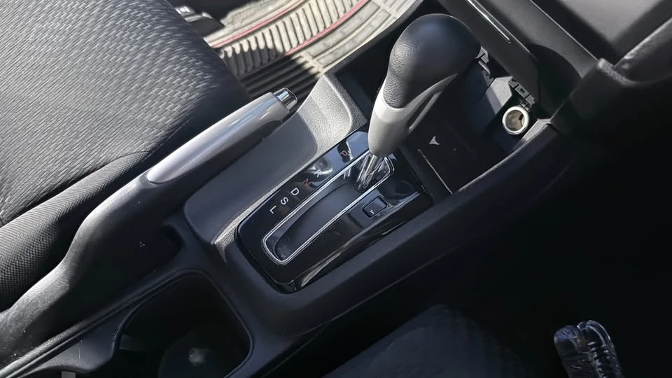 2014 Honda Civic 9th Gen - Image 19 of 20