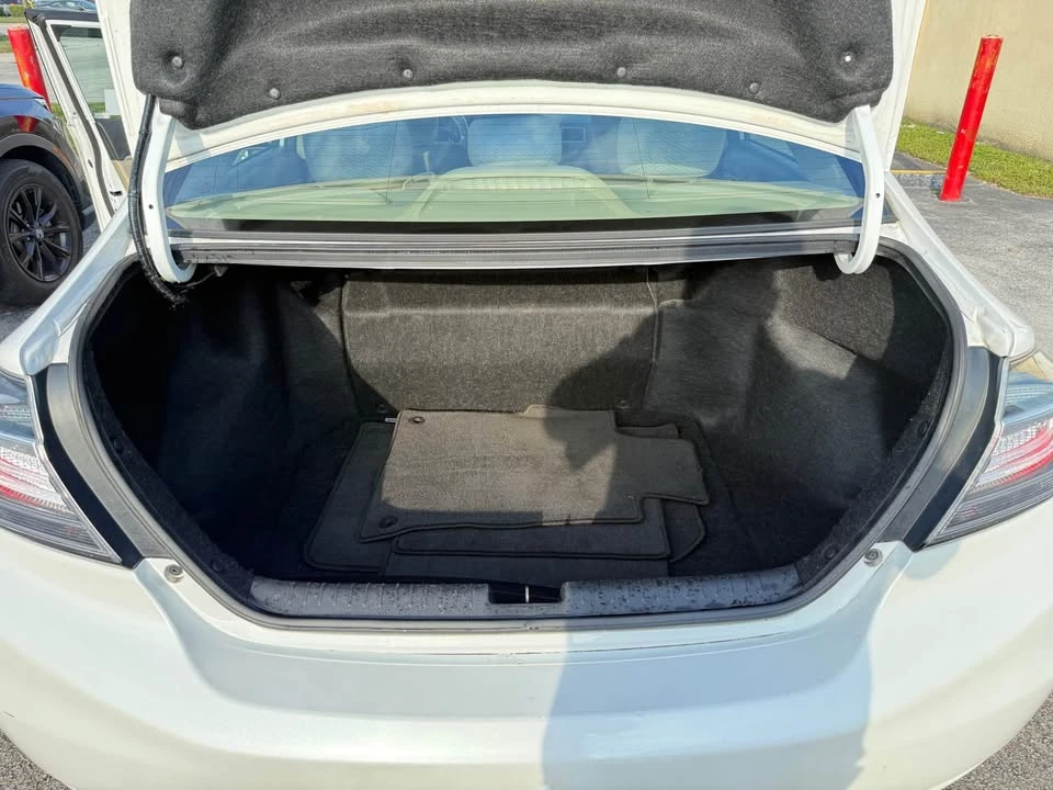 2014 Honda Civic 9th Gen - Image 8 of 10