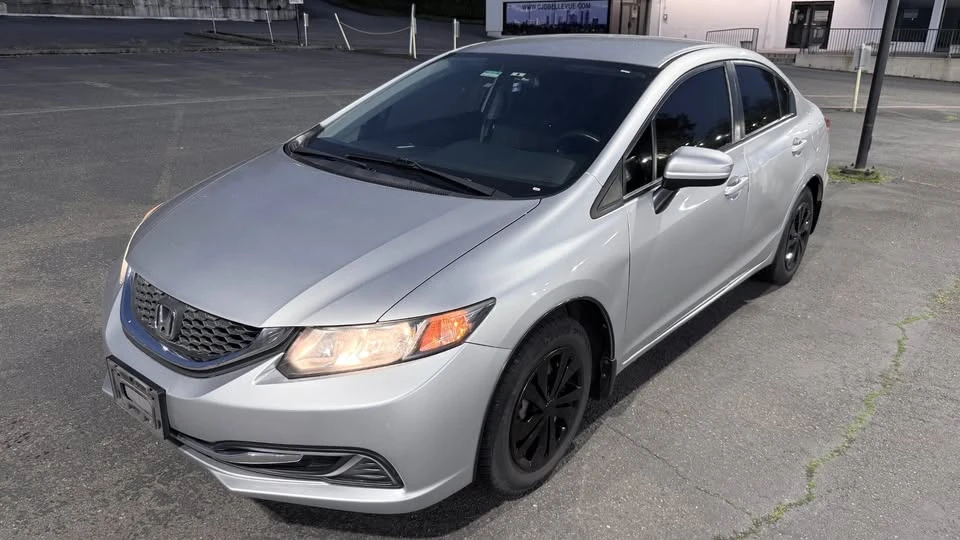 2014 Honda Civic 9th Gen - Image 2 of 20