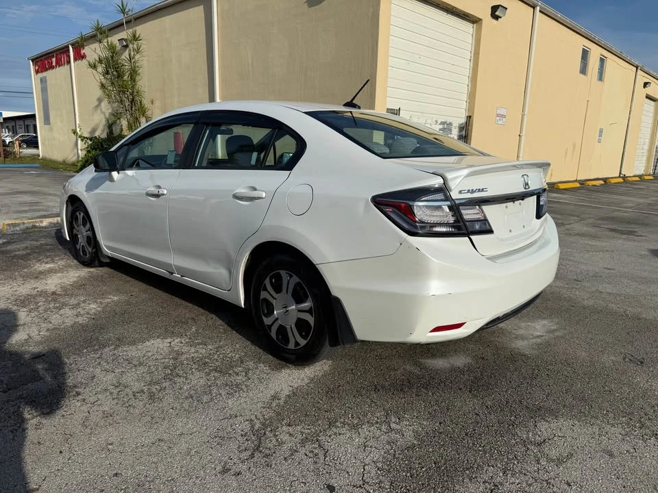 2014 Honda Civic 9th Gen - Image 3 of 10