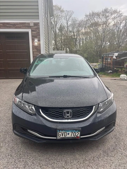 2014 Honda Civic 9th Gen - Image 2 of 3