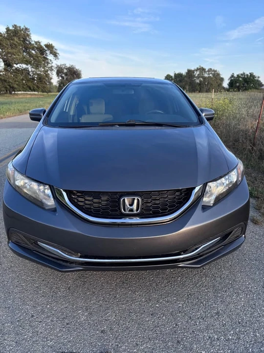 2014 Honda Civic 9th Gen - Image 4 of 12