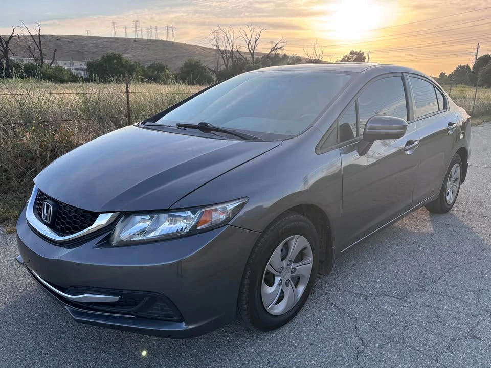 2014 Honda Civic 9th Gen - Image 6 of 12