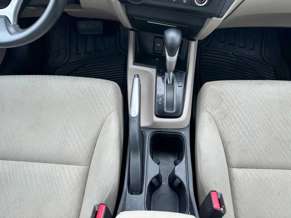 2014 Honda Civic 9th Gen - Image 17 of 20