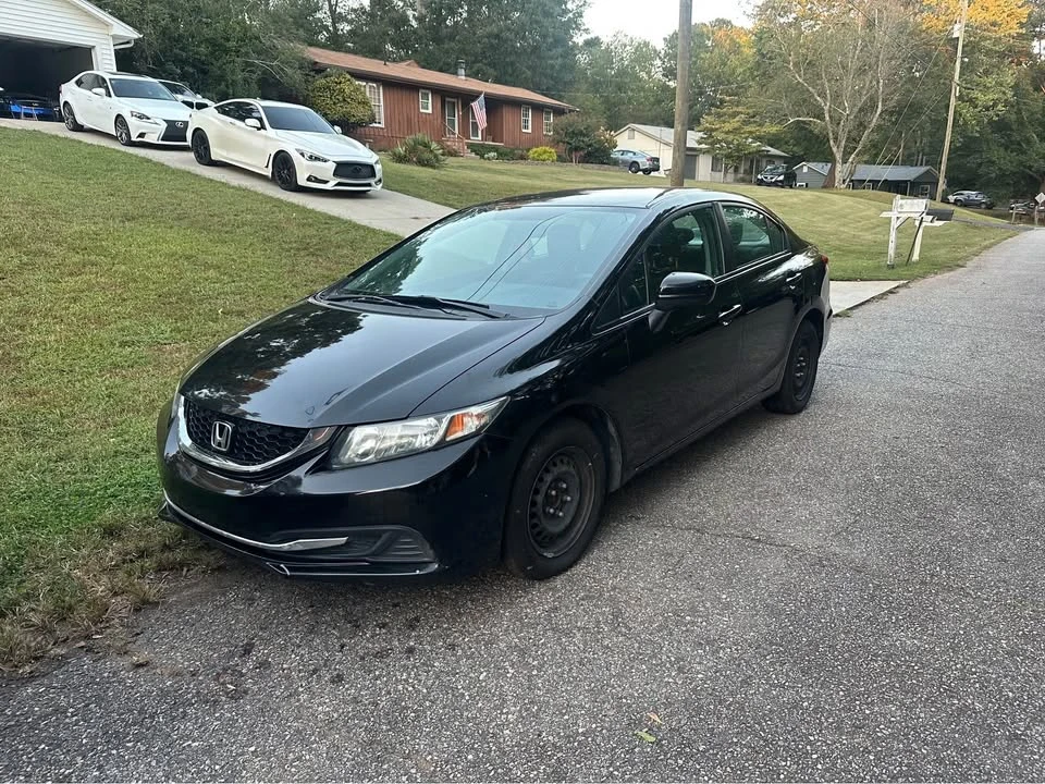 2014 Honda Civic 9th Gen - Image 2 of 8