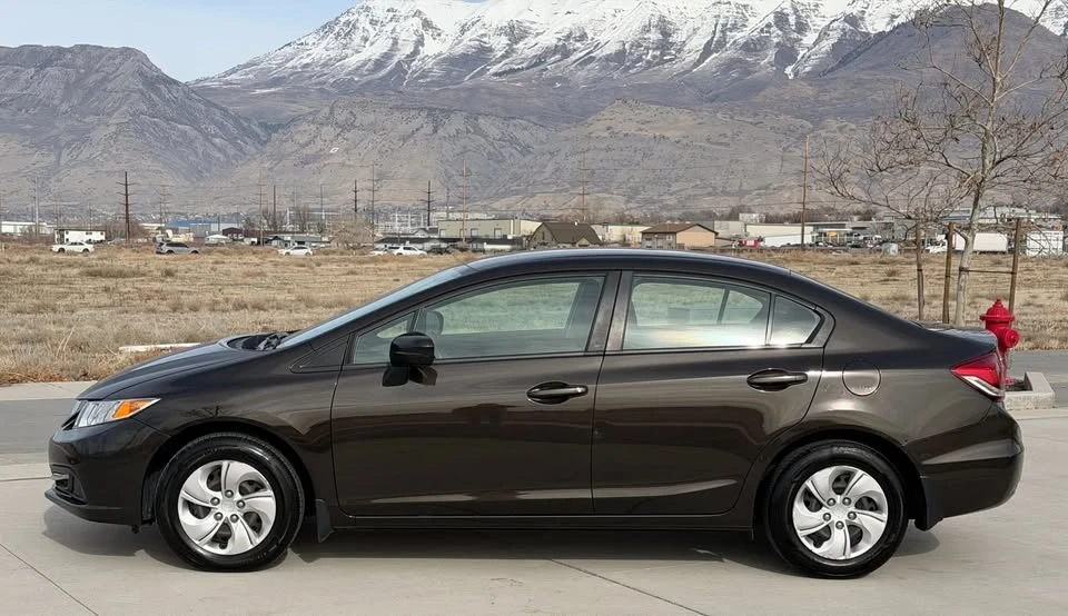 2014 Honda Civic 9th Gen - Image 5 of 20
