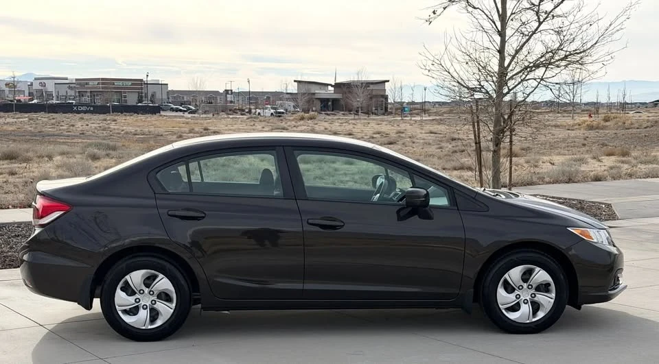 2014 Honda Civic 9th Gen - Image 4 of 20