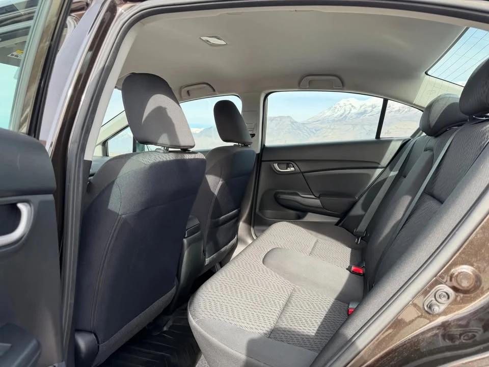 2014 Honda Civic 9th Gen - Image 14 of 20