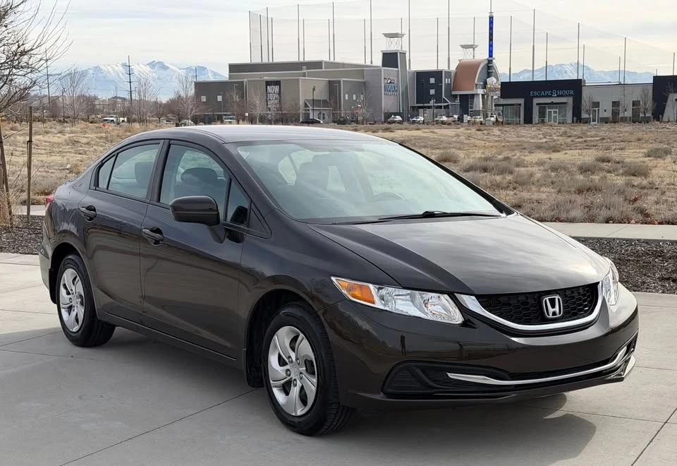 2014 Honda Civic 9th Gen - Image 3 of 20