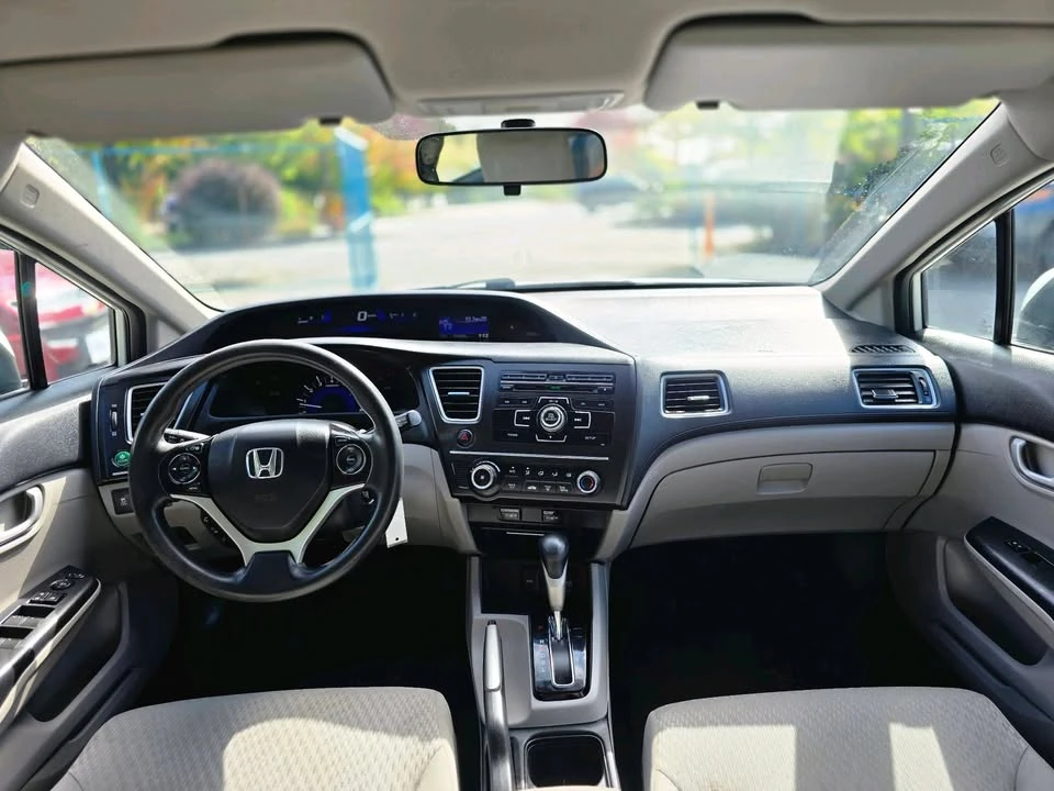 2014 Honda Civic 9th Gen - Image 13 of 18