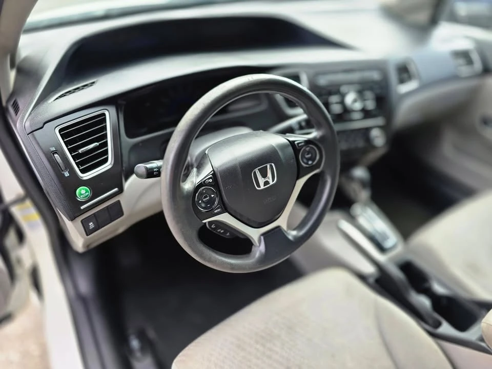 2014 Honda Civic 9th Gen - Image 11 of 18