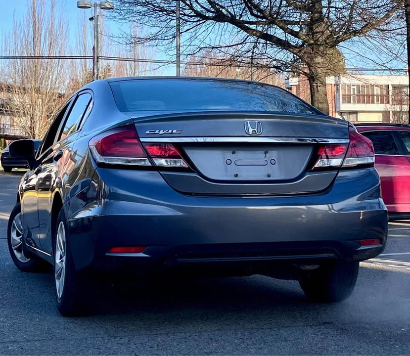 2014 Honda Civic 9th Gen - Image 4 of 12
