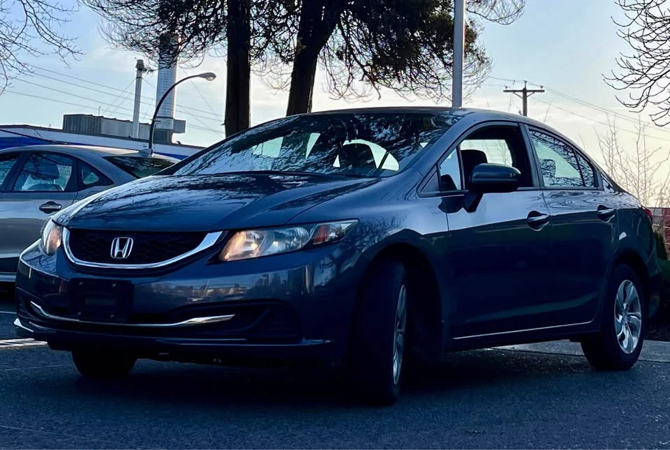 2014 Honda Civic 9th Gen - Image 6 of 12
