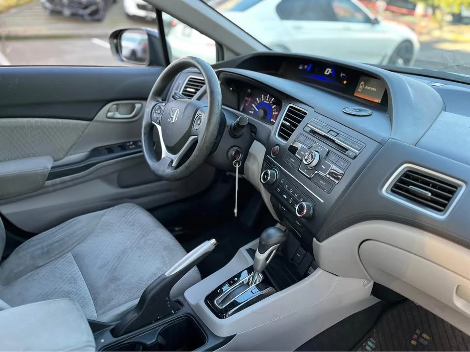 2014 Honda Civic 9th Gen - Image 10 of 12