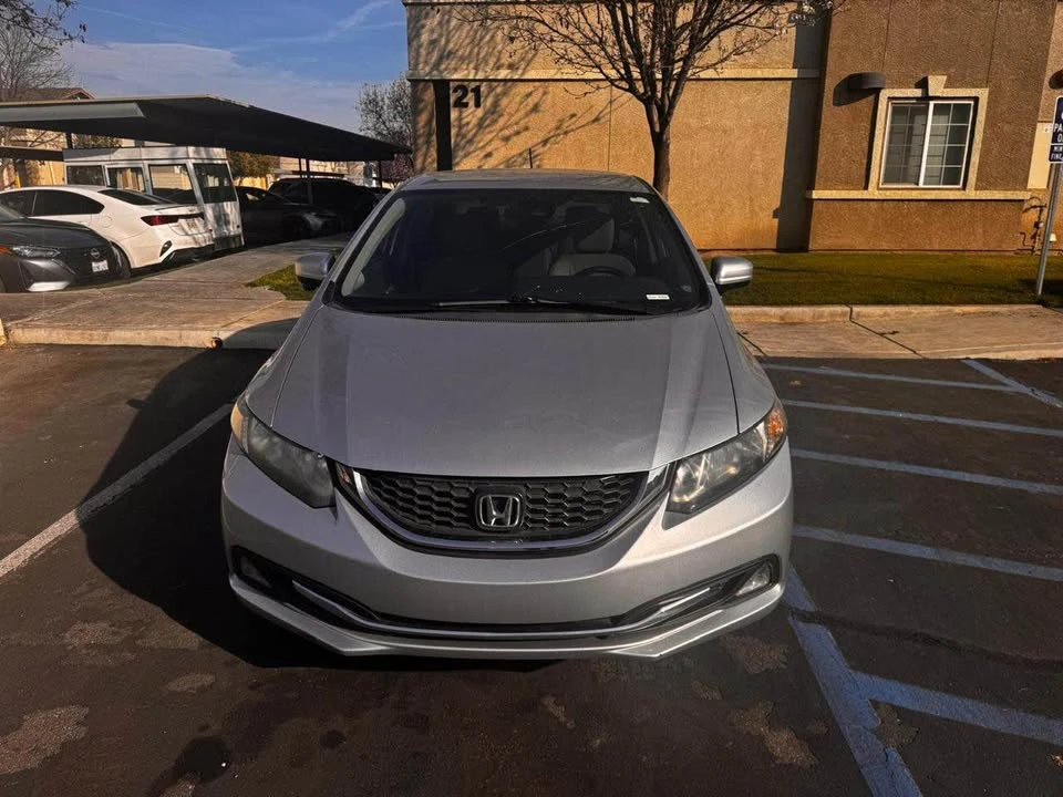 2014 Honda Civic 9th Gen - Image 3 of 10