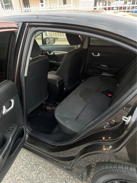 2014 Honda Civic 9th Gen - Image 7 of 12