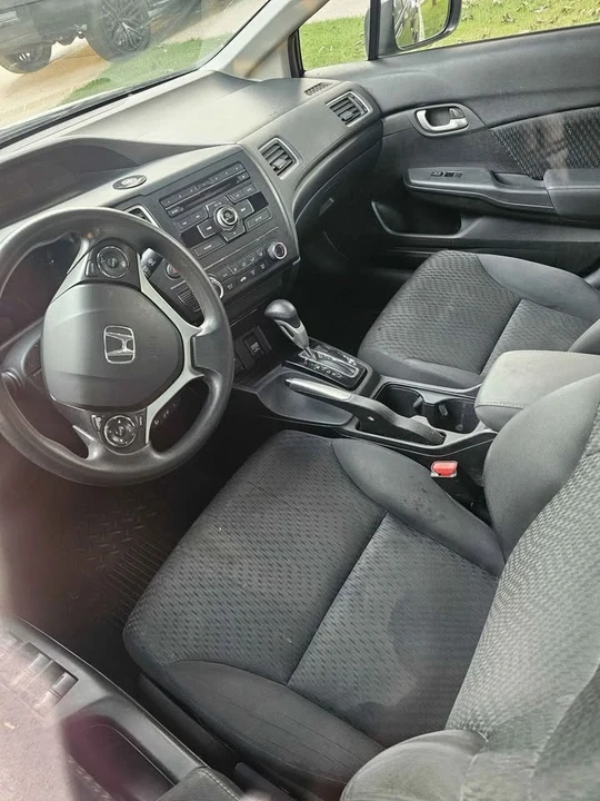 2014 Honda Civic 9th Gen - Image 3 of 7