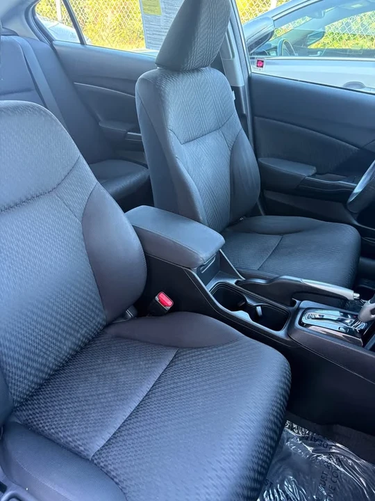 2014 Honda Civic 9th Gen - Image 10 of 14