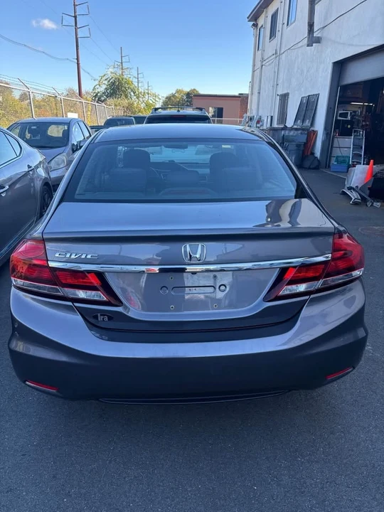 2014 Honda Civic 9th Gen - Image 5 of 14