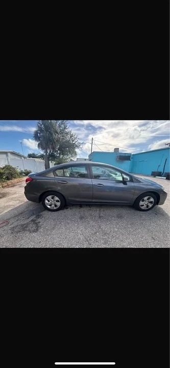 2014 Honda Civic 9th Gen - Image 9 of 10