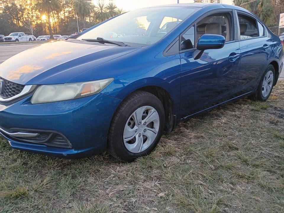 2014 Honda Civic 9th Gen - Image 3 of 7
