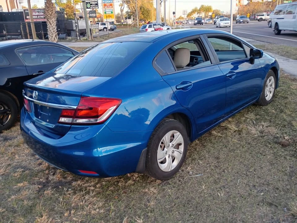 2014 Honda Civic 9th Gen - Image 4 of 7