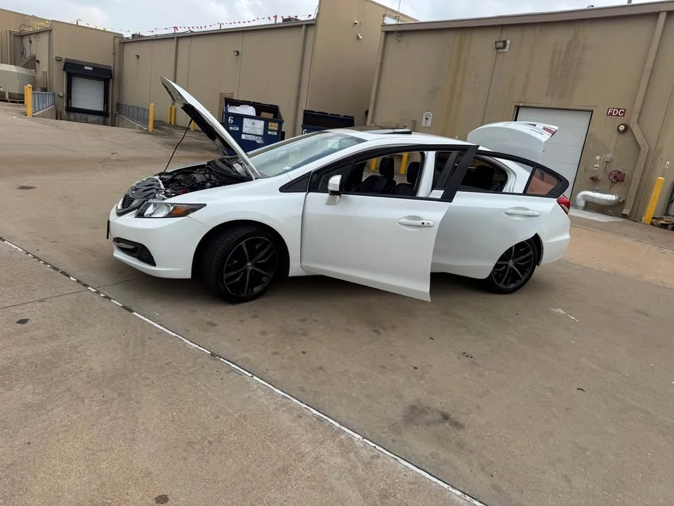 2014 Honda Civic 9th Gen - Image 3 of 15