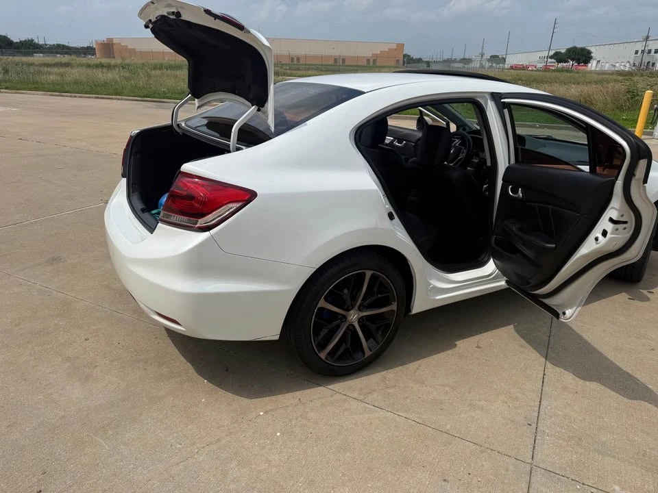 2014 Honda Civic 9th Gen - Image 10 of 15