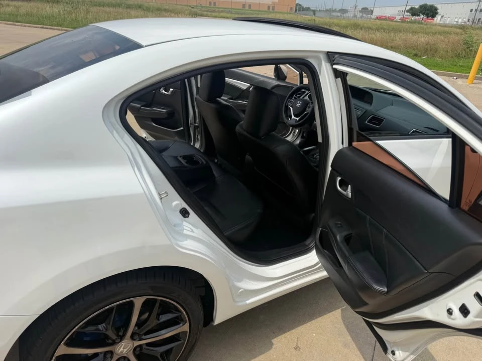 2014 Honda Civic 9th Gen - Image 11 of 15
