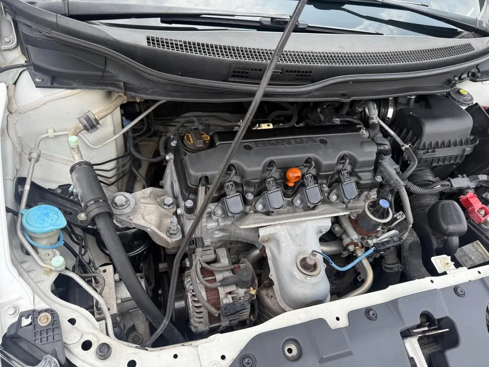 2014 Honda Civic 9th Gen - Image 6 of 15