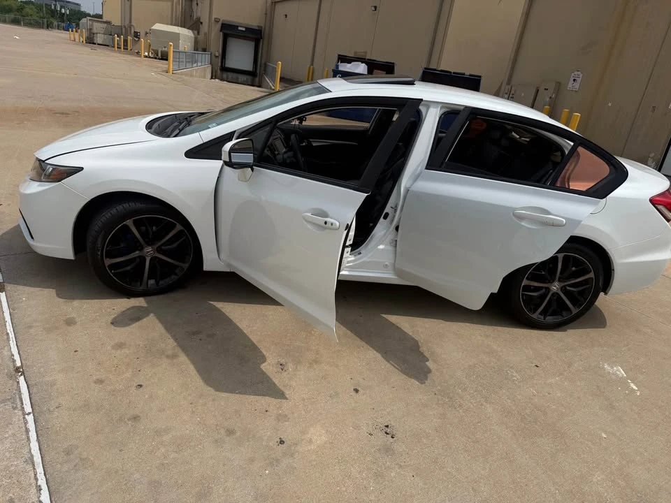 2014 Honda Civic 9th Gen - Image 14 of 15