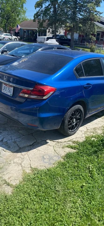 2014 Honda Civic 9th Gen - Image 5 of 8