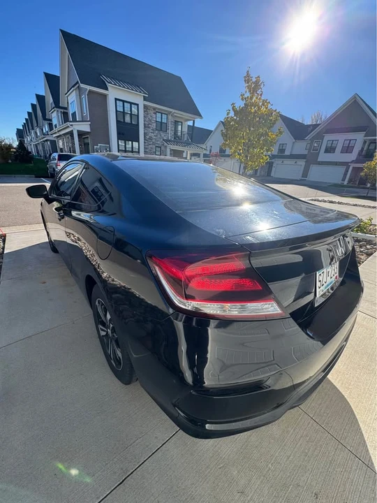 2014 Honda Civic 9th Gen - Image 2 of 14